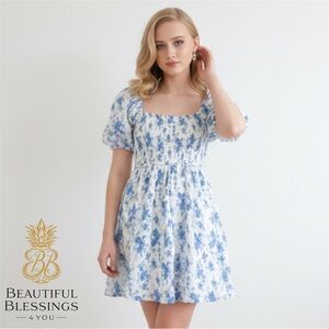 A. Byer White and Blue Floral Woman’s Size M Puff Sleeve Dress (Spring, Easter)